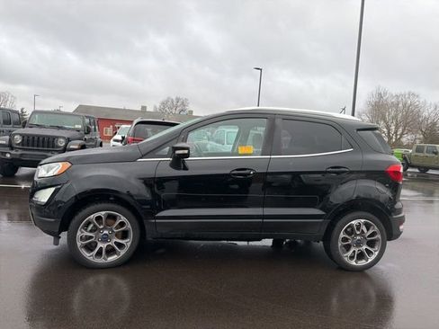 Used 2019 Ford EcoSport Titanium image 2