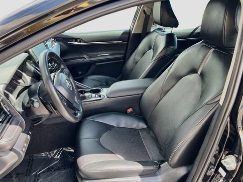 Used 2024 Toyota Camry XSE FWD image 19