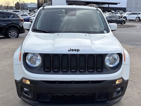Used 2018 Jeep Renegade Altitude w/ Cold Weather Group image 10