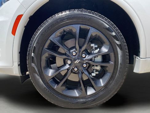 Used 2024 Dodge Durango GT AWD/4WD image 12