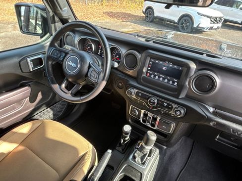 Used 2021 Jeep Wrangler Unlimited Sport S image 17