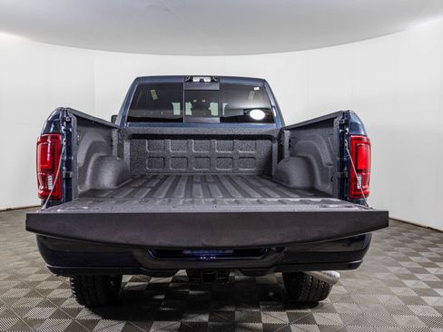New 2027 RAM 2500 Big Horn AWD/4WD image 37