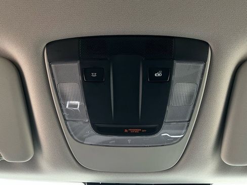 Used 2025 Kia Sportage LX image 16