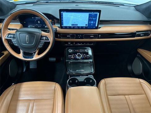 Used 2022 Lincoln Nautilus Black Label image 19