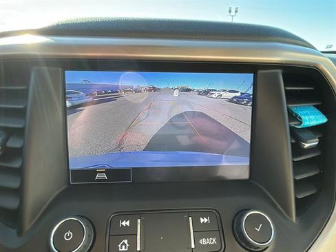 Used 2023 GMC Acadia Denali AWD/4WD image 19
