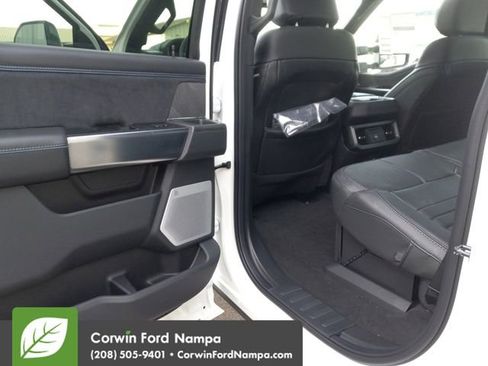 New 2025 Ford F350 Platinum image 30