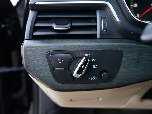 Used 2018 Audi A4 2.0T Ultra Premium w/ Convenience Package image 18