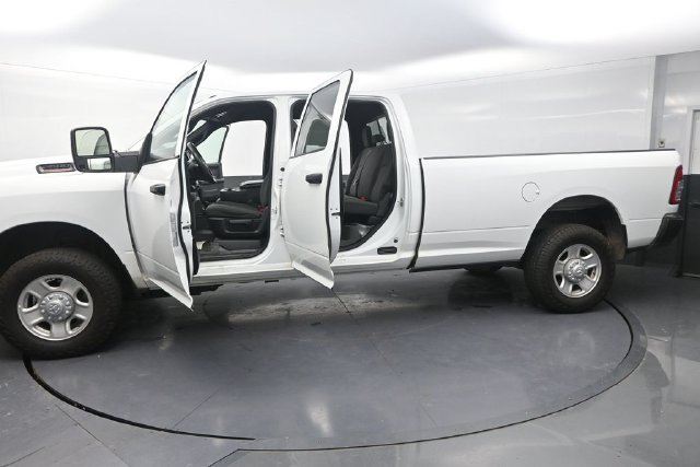 Used 2023 RAM 2500 Tradesman AWD/4WD image 22