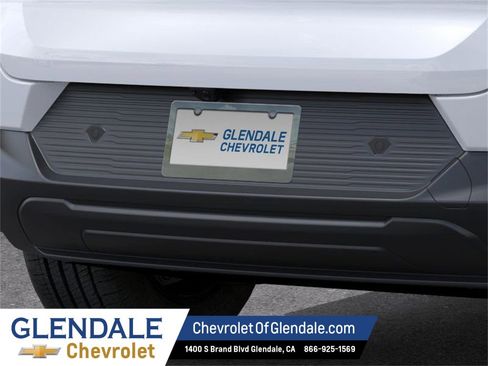 New 2026 Chevrolet Equinox EV LT image 14