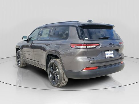New 2025 Jeep Grand Cherokee L Limited w/ Black Appearance Package image 3