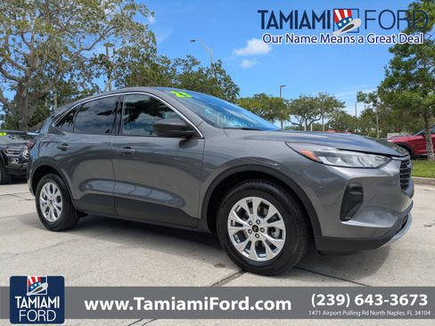 Certified 2023 Ford Escape Active w/ Tech Pack #1 FWD image 1