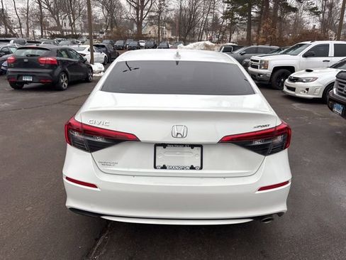 Used 2024 Honda Civic Sport image 5