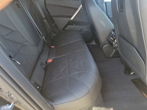 Used 2023 BMW iX xDrive50 image 22