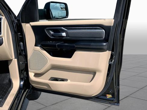 Used 2019 RAM 1500 Big Horn RWD image 22