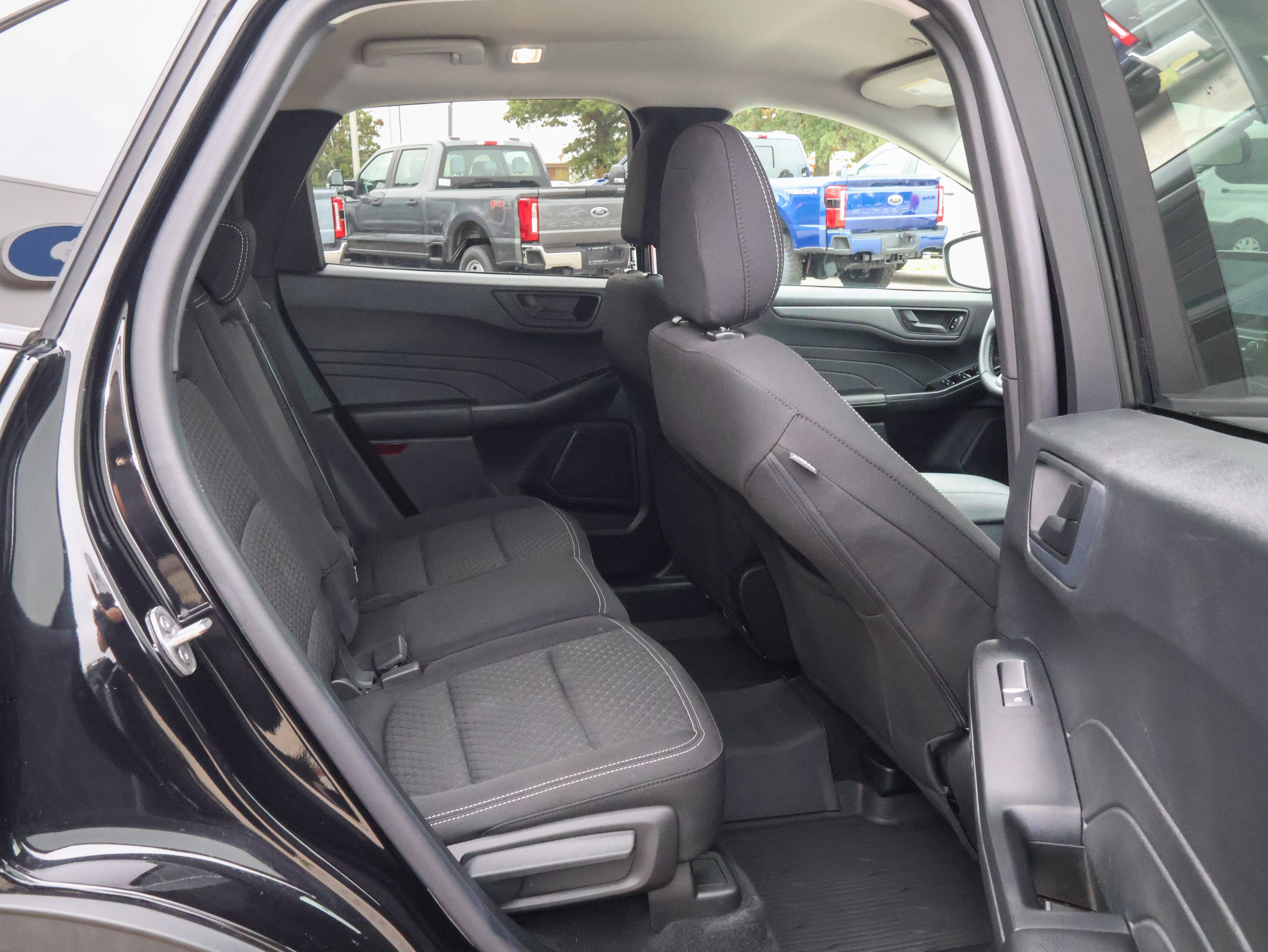 Used 2023 Ford Escape Active AWD/4WD image 26