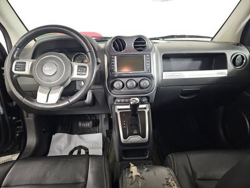 Used 2016 Jeep Compass High Altitude image 12