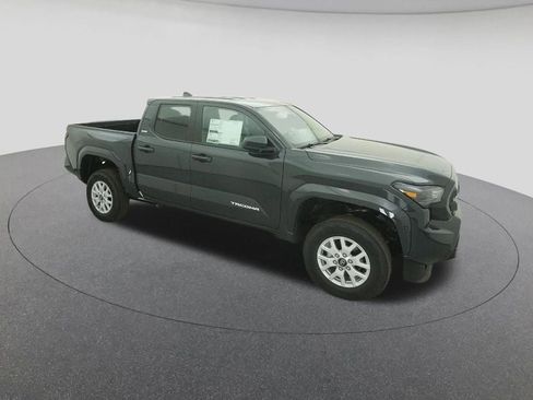 New 2025 Toyota Tacoma SR5 image 12