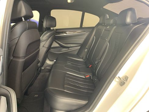 Used 2019 BMW 530i w/ M Sport Package RWD image 32