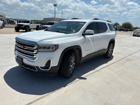 Used 2023 GMC Acadia SLT FWD image 7