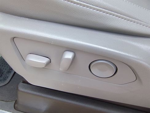 Certified 2022 GMC Sierra 1500 SLT w/ X31 Off-Road Package image 12