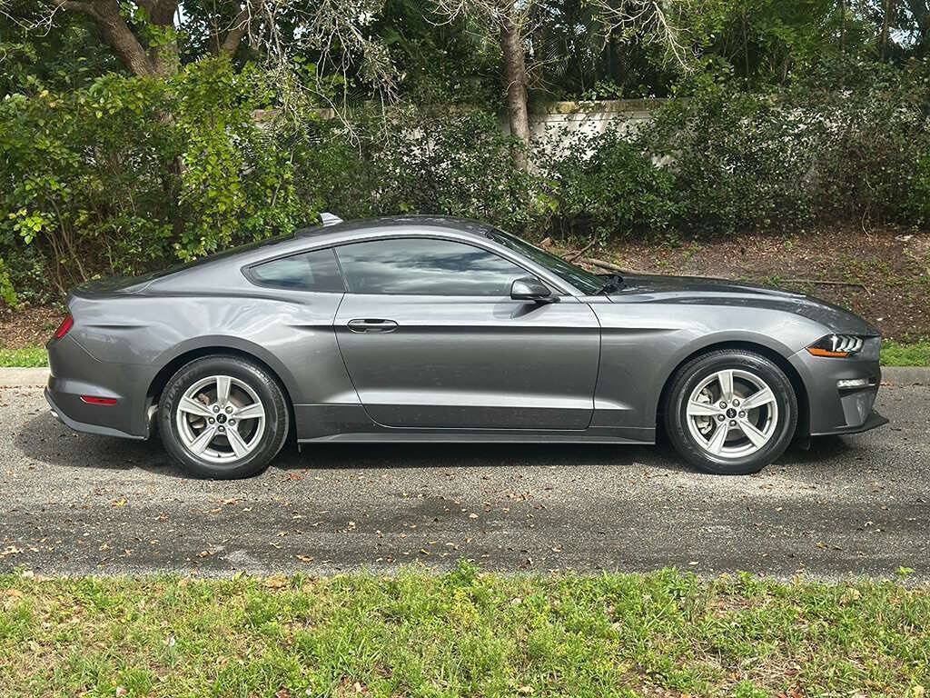 Used 2021 Ford Mustang Coupe RWD image 8