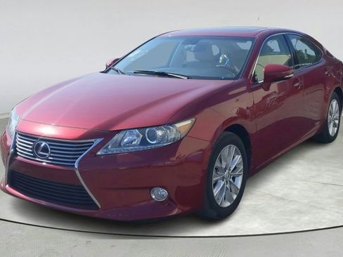 Used 2013 Lexus ES 300h w/ Luxury Pkg FWD image 3