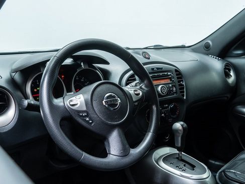 Used 2014 Nissan Juke S image 13