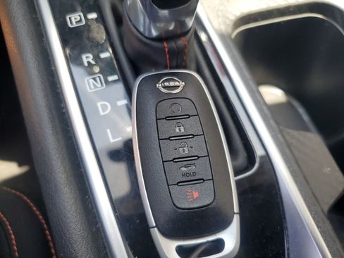 Used 2025 Nissan Sentra SR FWD image 24