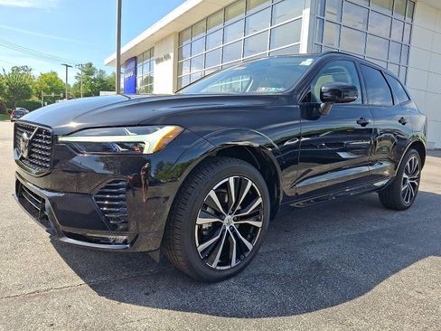 Certified 2024 Volvo XC60 B5 Plus w/ Climate Package AWD/4WD image 3