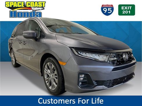 New 2026 Honda Odyssey Touring image 1