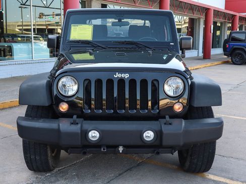 Used 2016 Jeep Wrangler Sport w/ Quick Order Package 23S AWD/4WD image 3