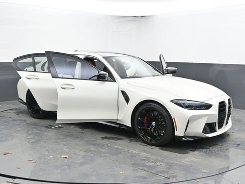 Used 2022 BMW M3 Competition w/ M Carbon Exterior Package image 61