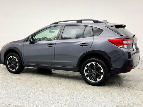 Used 2022 Subaru Crosstrek 2.0i Premium w/ Moonroof Package image 7