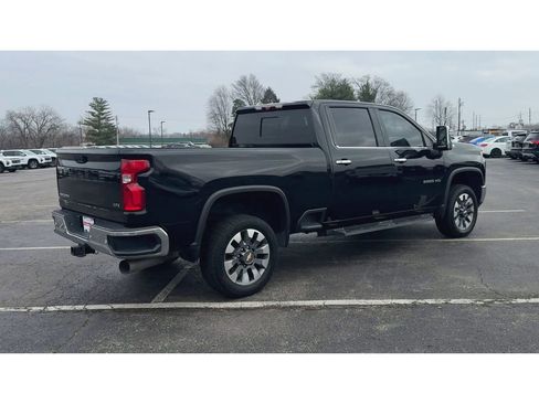 Used 2022 Chevrolet Silverado 2500 LTZ w/ LTZ Premium Package image 8