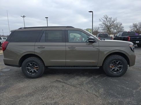 New 2026 Ford Expedition Tremor image 6