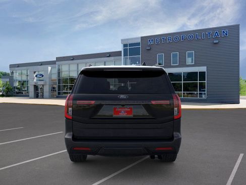 New 2025 Ford Expedition Tremor image 5