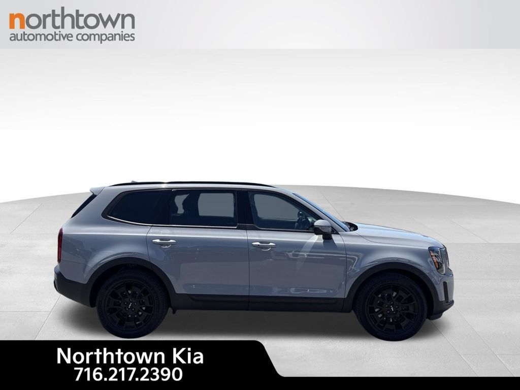 Used 2022 Kia Telluride EX w/ EX Premium Package AWD/4WD image 5