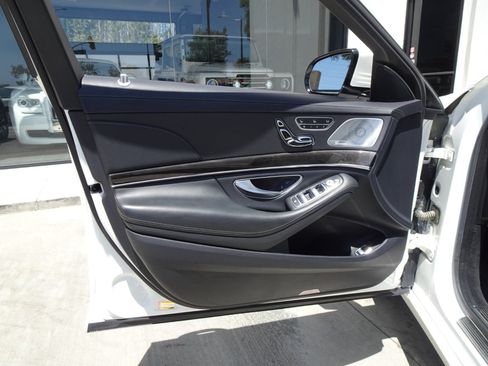 Used 2015 Mercedes-Benz S 550 Sedan image 13