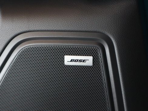 Certified 2022 Porsche Macan image 24