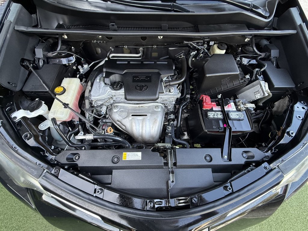 Used 2017 Toyota RAV4 LE FWD image 26