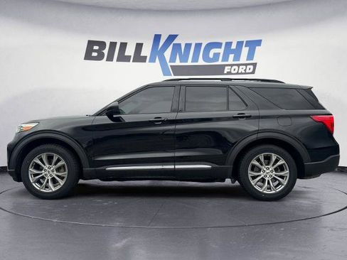 Certified 2020 Ford Explorer XLT w/ Equipment Group 202A RWD image 2