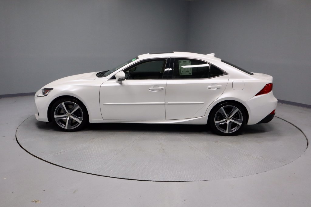 Used 2019 Lexus IS 300 w/ Premium Package RWD image 8