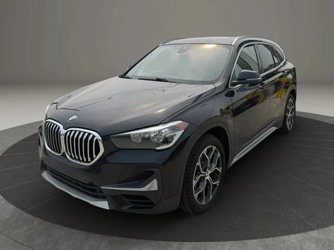 Used 2021 BMW X1 xDrive28i w/ Convenience Package AWD/4WD image 3