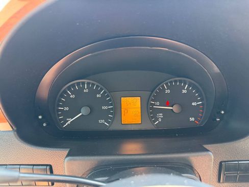 Used 2015 Mercedes-Benz Sprinter 3500 image 16
