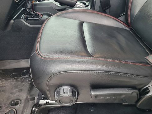 Used 2022 Jeep Gladiator Rubicon w/ LED Lighting Group image 27