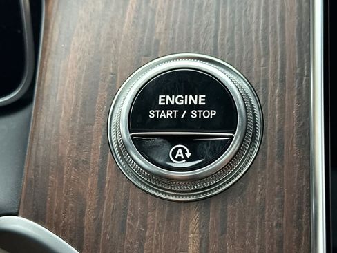 New 2026 Mercedes-Benz GLC 300 4MATIC image 21