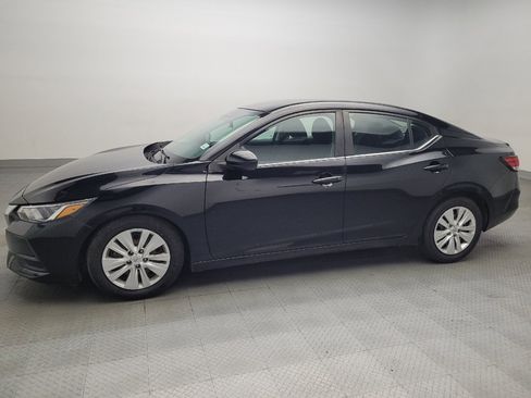 Used 2020 Nissan Sentra S FWD image 2