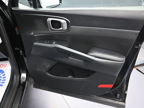 Certified 2021 Kia Sorento S image 38