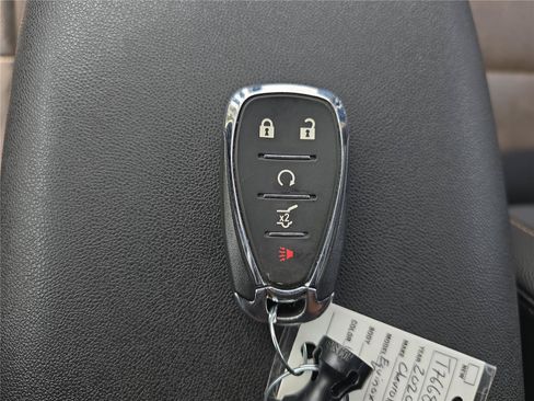 Used 2020 Chevrolet Equinox LT w/ Sport Edition AWD/4WD image 27