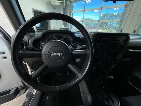 Used 2010 Jeep Wrangler Sport image 13
